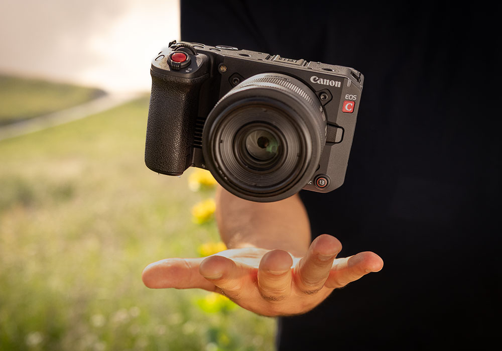  Canon expands its cinema camera range with the EOS C50
